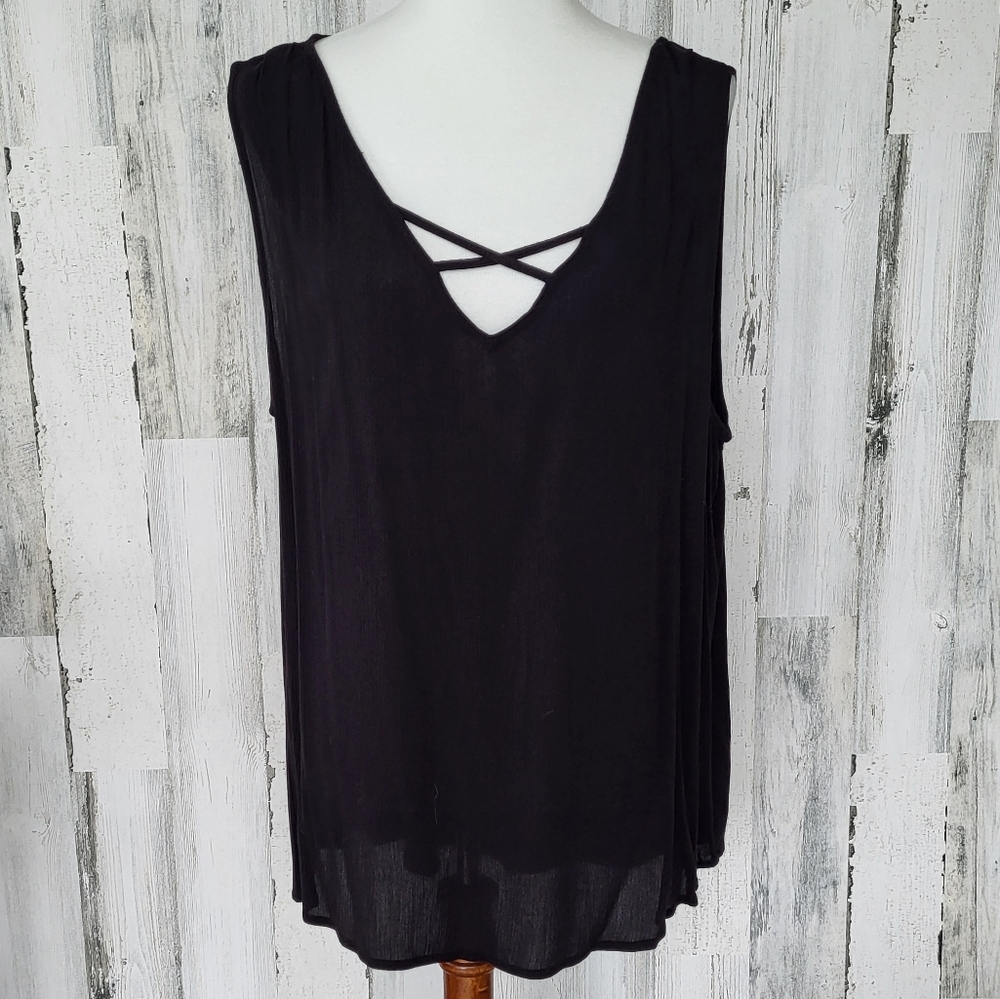 NWT ana Tunic Sleeveless V-neck